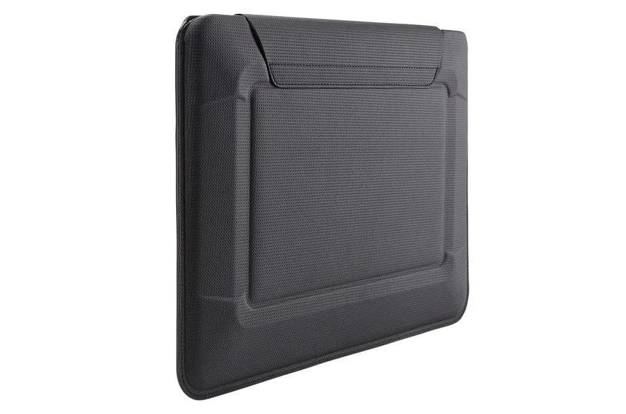 Thule Gauntlet 3.0 MacBook Air Envelope in Black